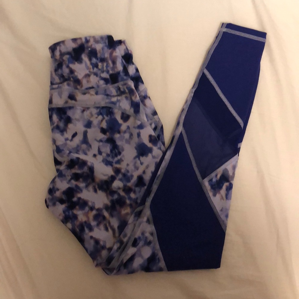 Old Navy Active Go Dry Fitted Mesh-Trim Leggings